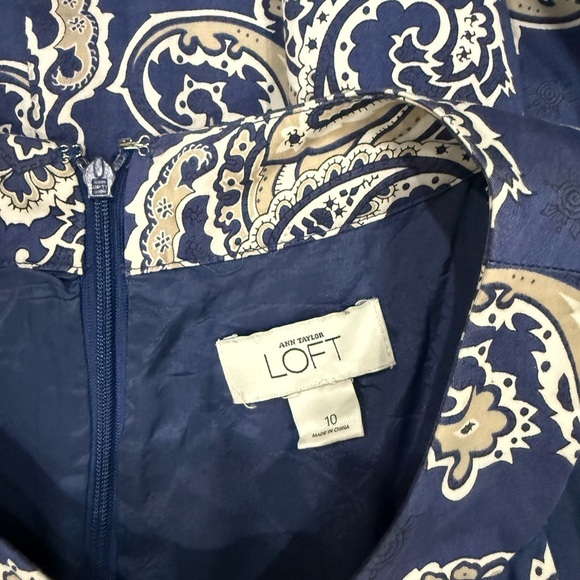 Ann Taylor Loft Blue Paisley Sleeveless Dress Lined Size 10 Casual Office - Picture 5 of 7